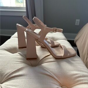 NEW Nude Block Heel Sandals Size 8